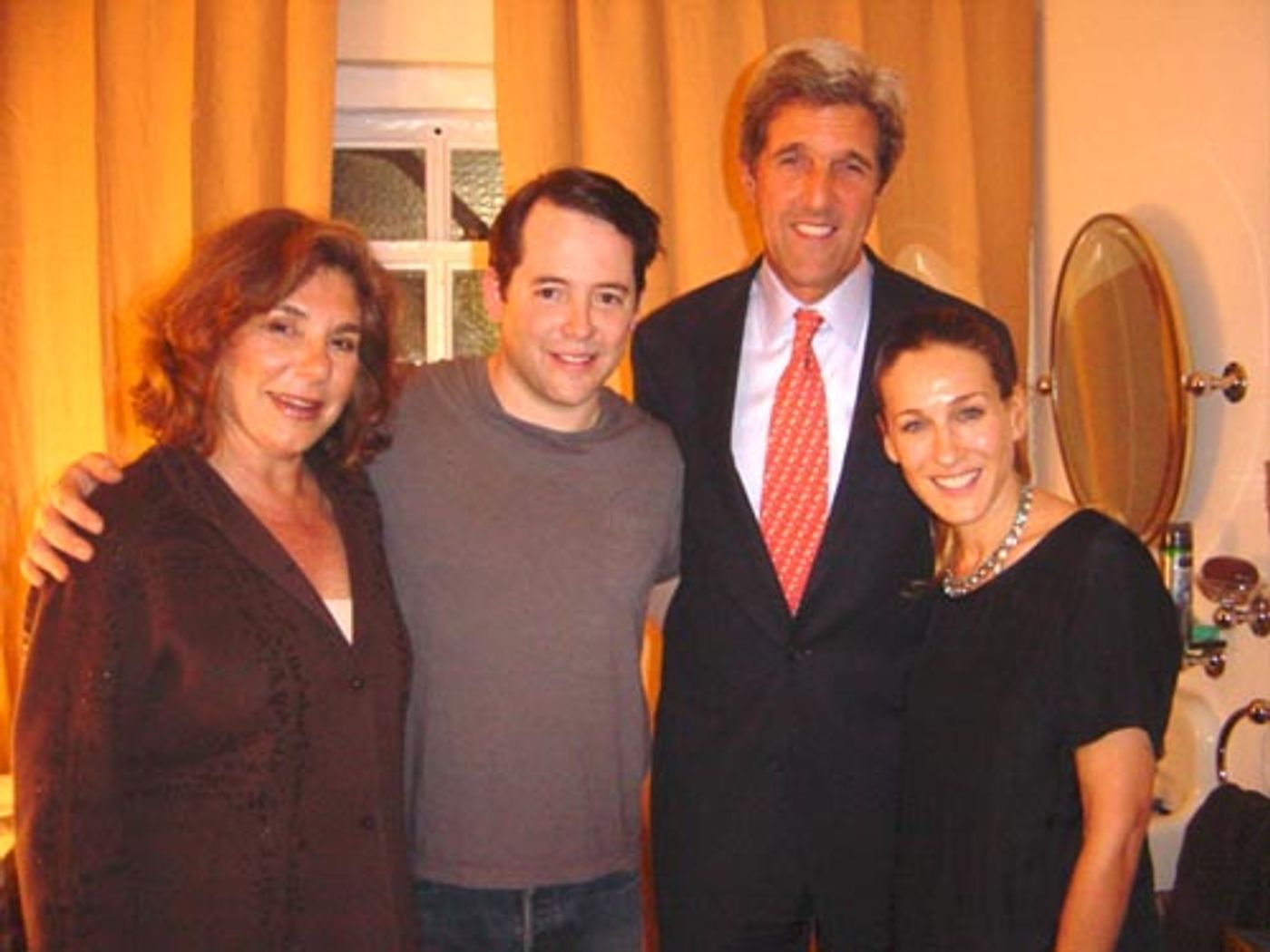 Exclusive Photo Flash: John and Teresa Kerry Visit The Odd C Image