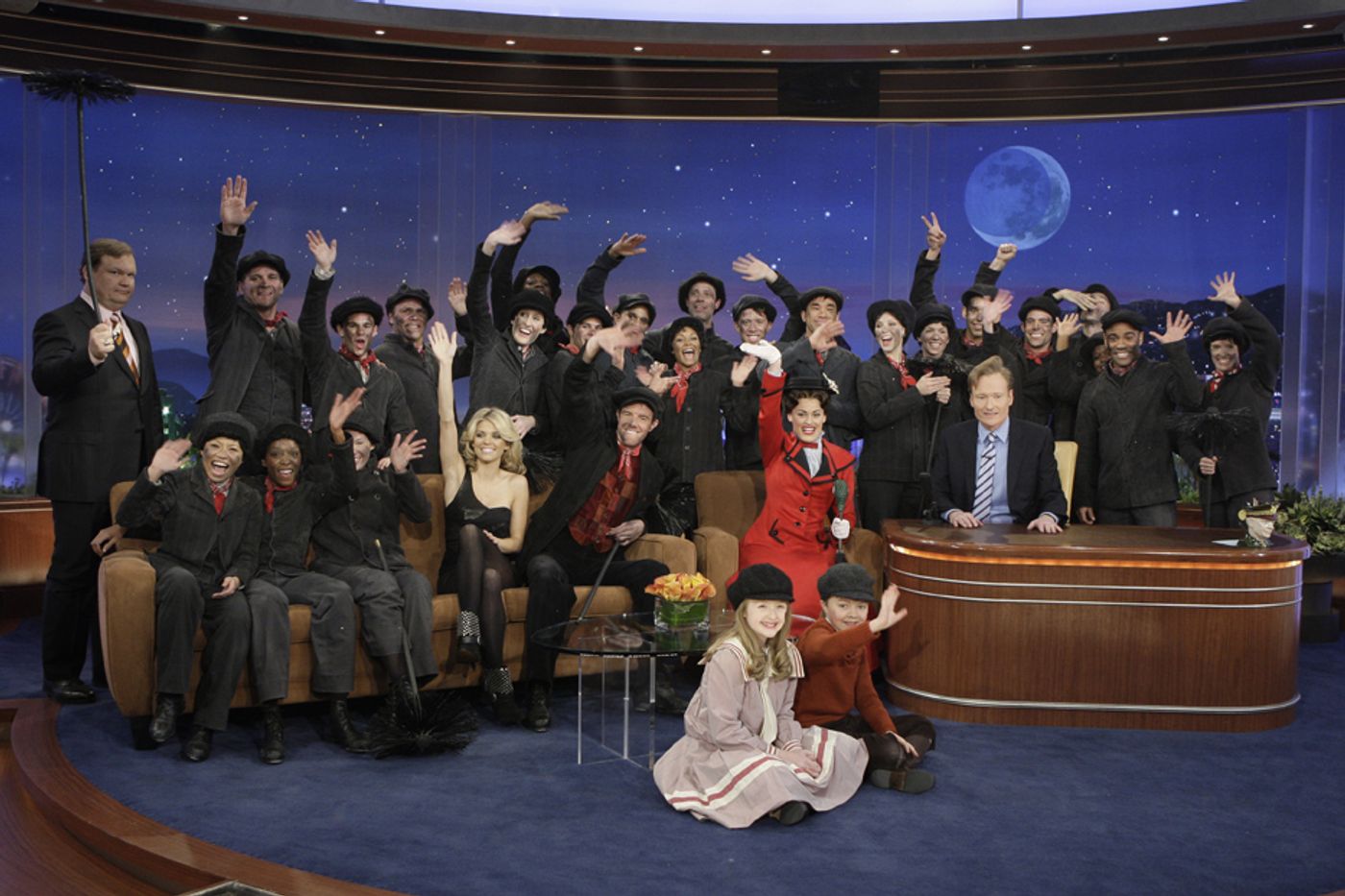 Photo Flash: Cast of MARY POPPINS Visits The Tonight Show Conan O'Brien  Image