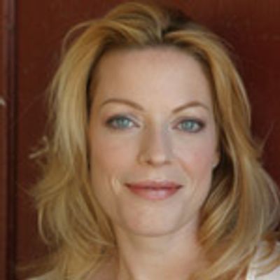Sherie Rene Scott: You May Now Worship Her