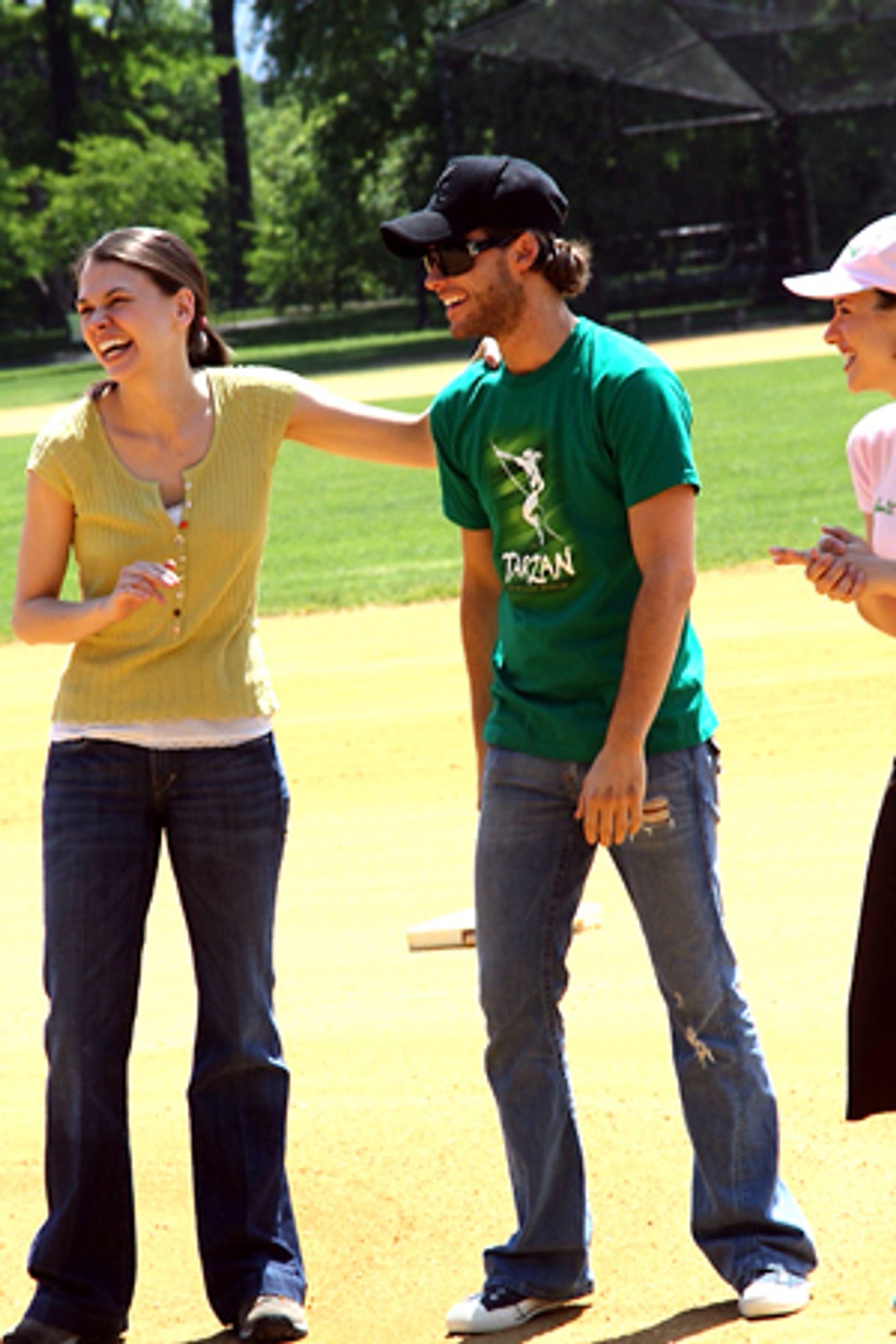 Photo Coverage: Broadway Softball League  Image