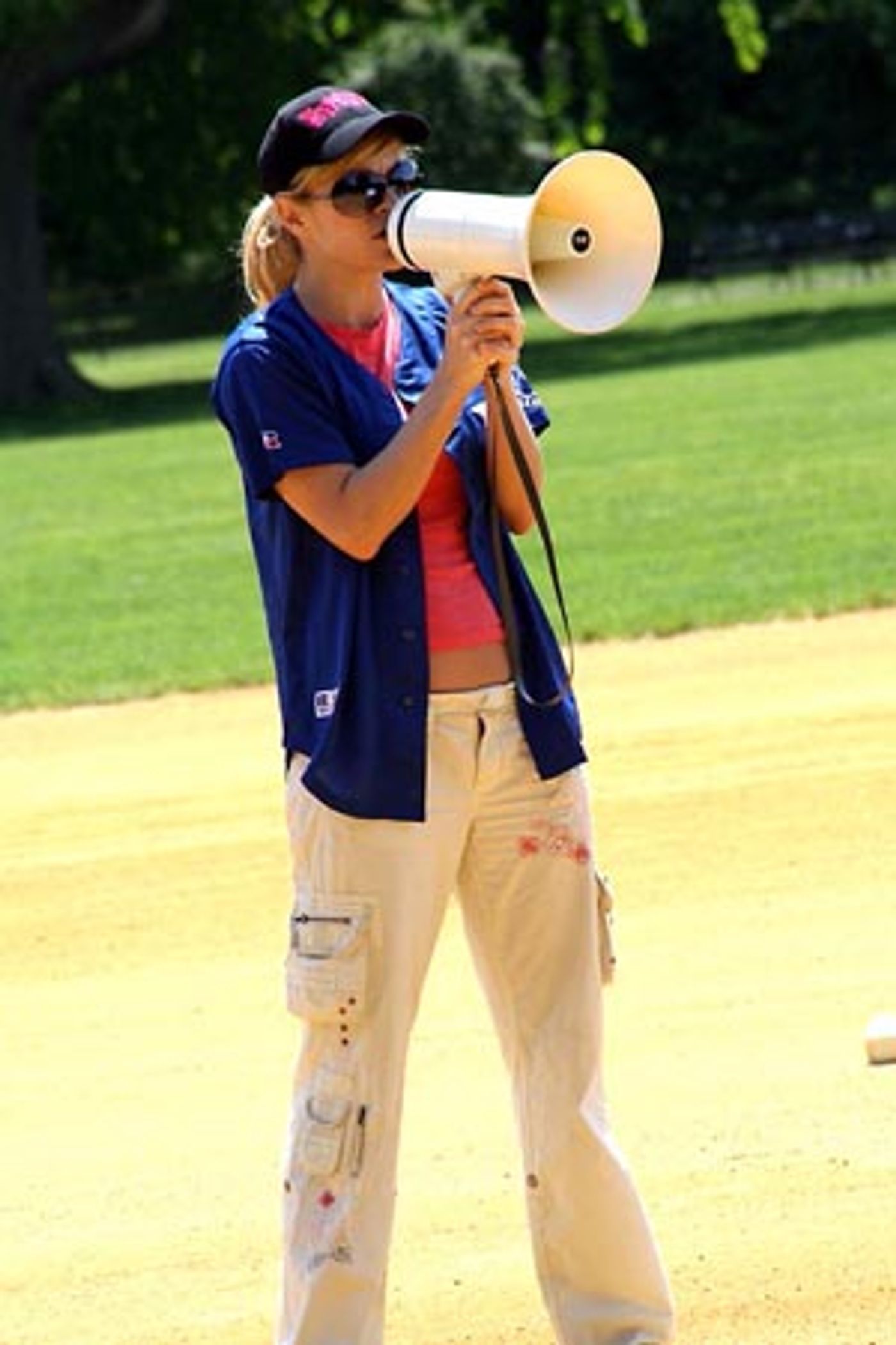 Photo Coverage: Broadway Softball League  Image