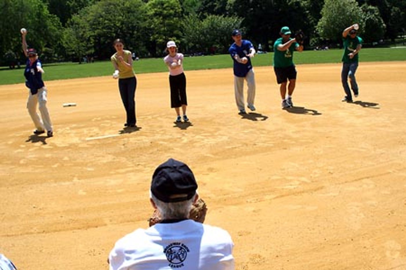 Photo Coverage: Broadway Softball League  Image
