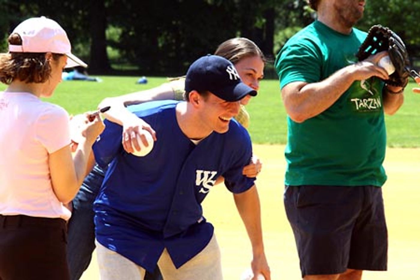 Photo Coverage: Broadway Softball League  Image