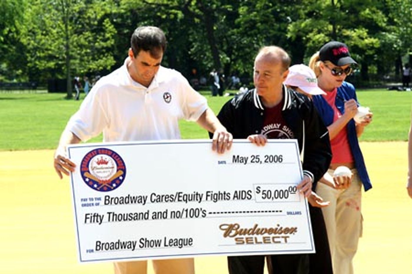 Photo Coverage: Broadway Softball League  Image
