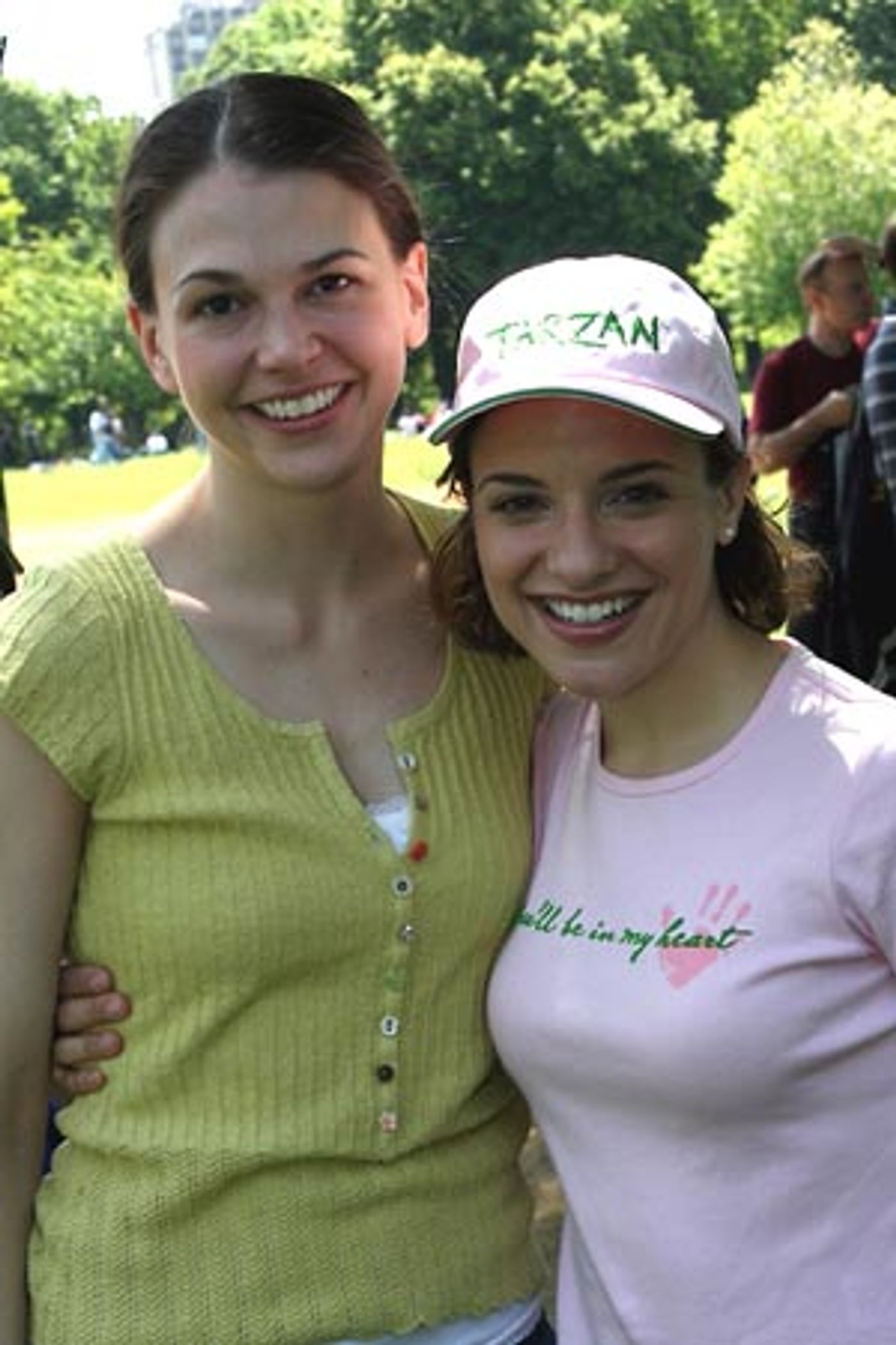 Photo Coverage: Broadway Softball League  Image