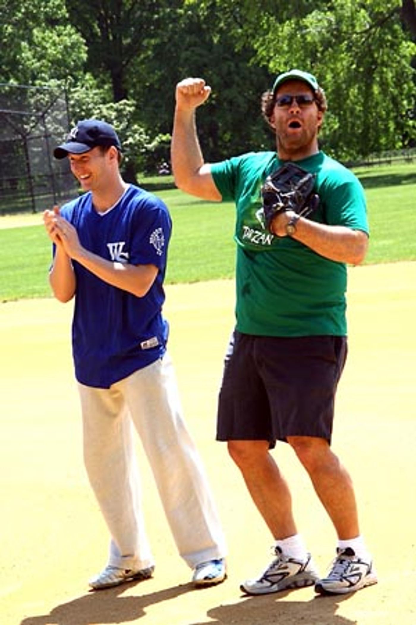 Photo Coverage: Broadway Softball League  Image