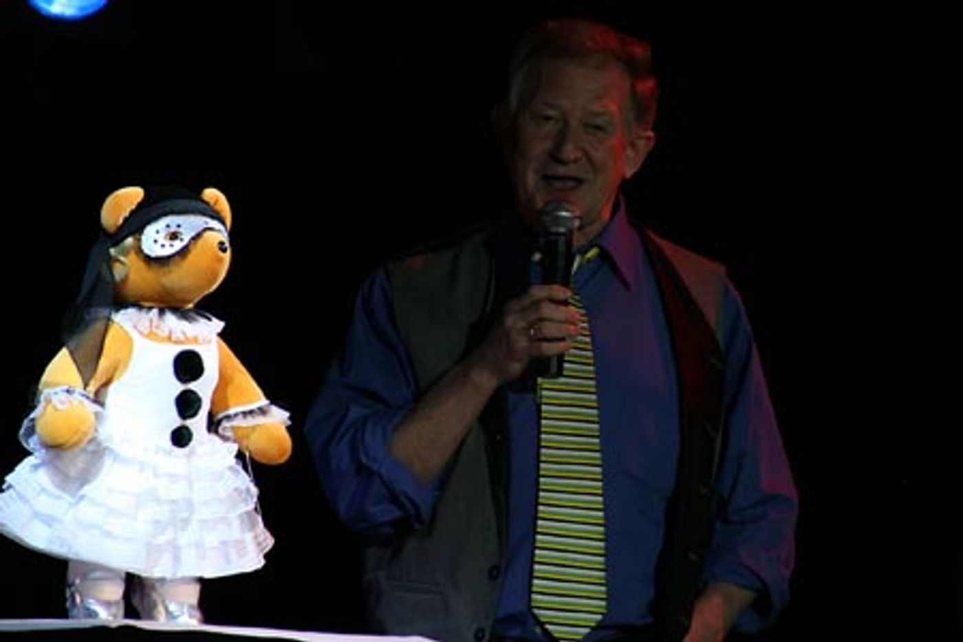Photo Coverage: Broadway Bears Reception and Auction  Image