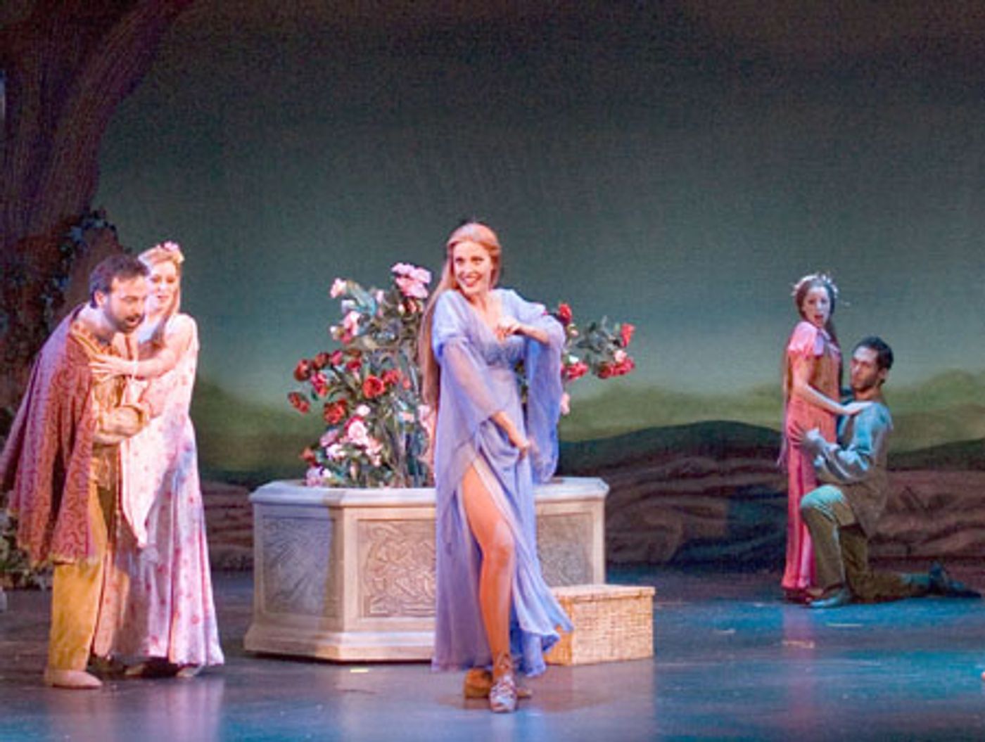 Photo Flash: Camelot Tour with York, York and Barbour  Image