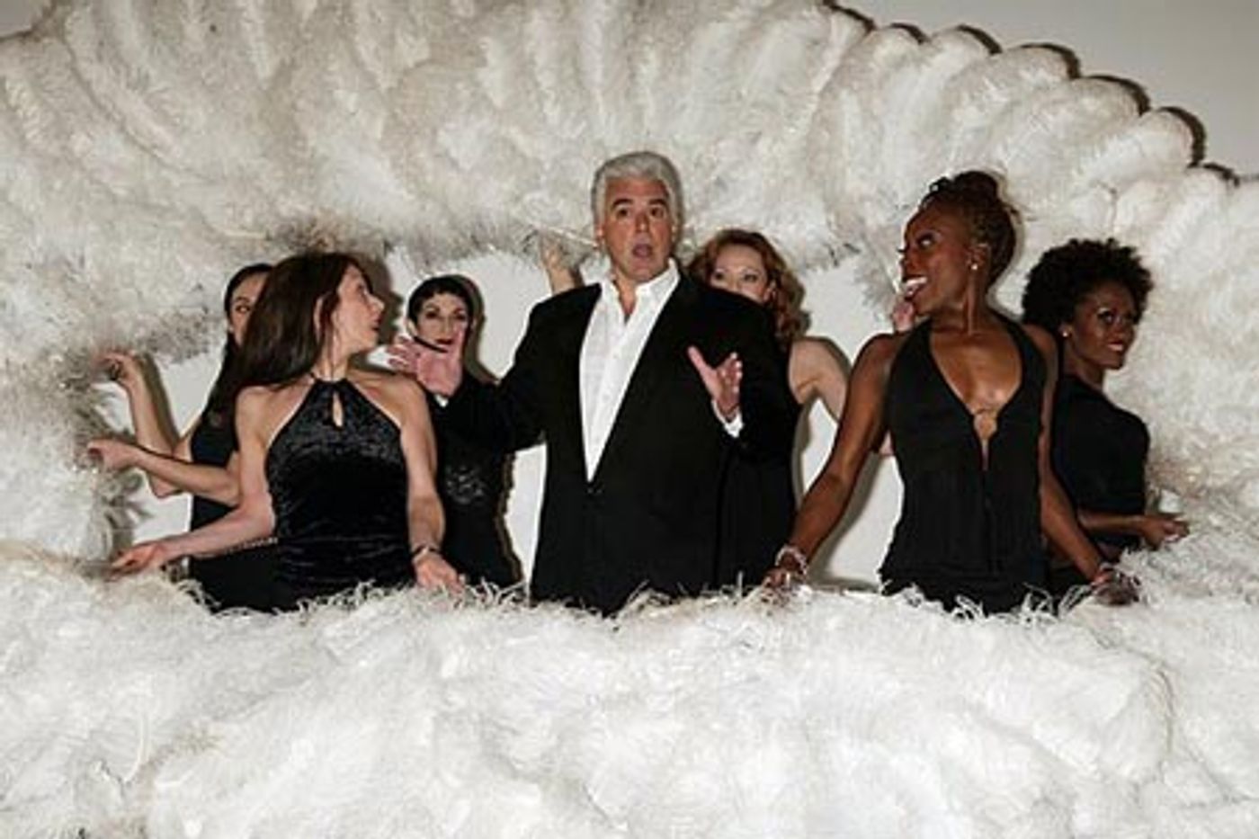 Photo Coverage: John O'Hurley and Robin Givens Prepare for Bway Debuts in Chicago  Image