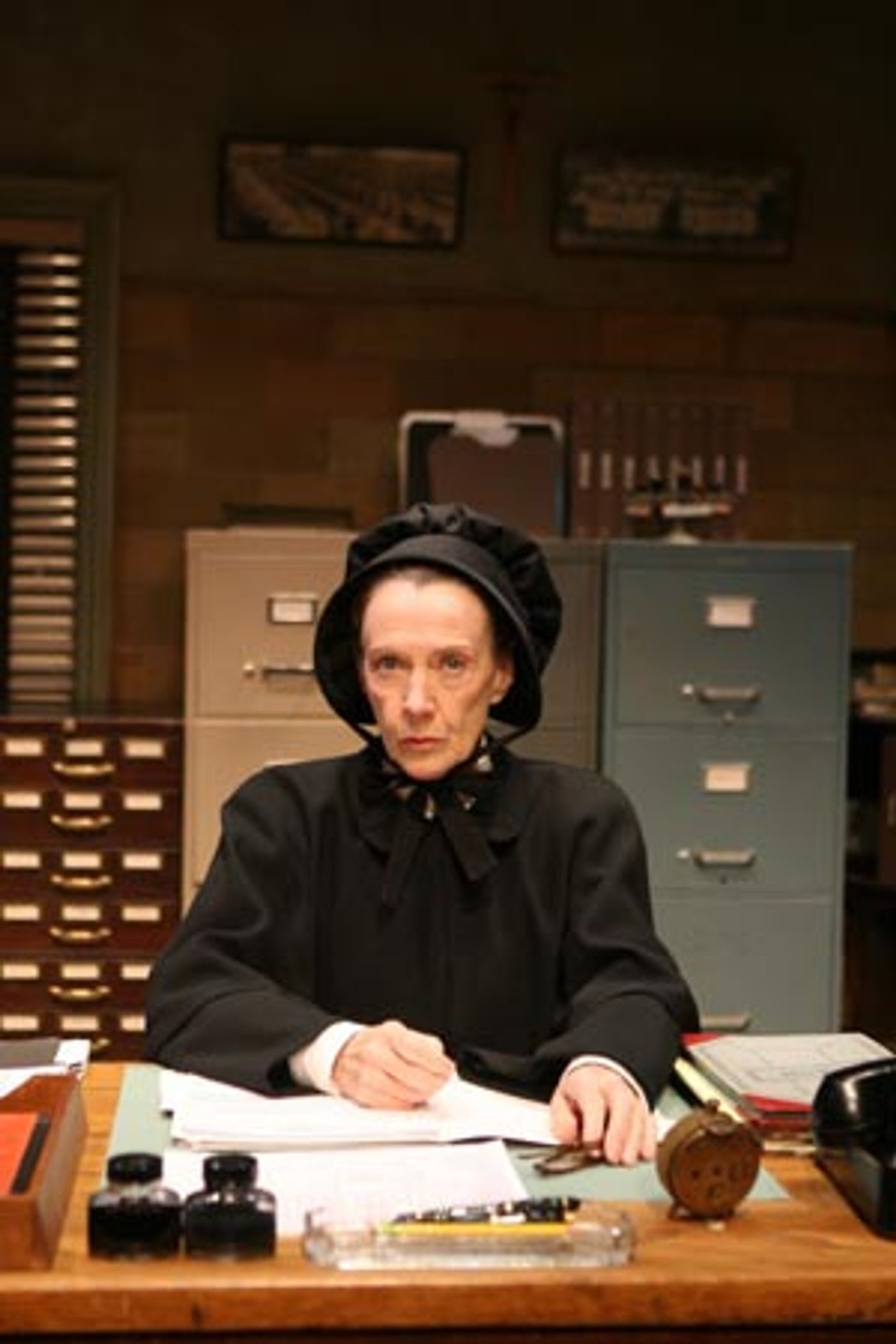 Photo Flash: Ron Eldard, Eileen Atkins and Jena Malone in Doubt  Image