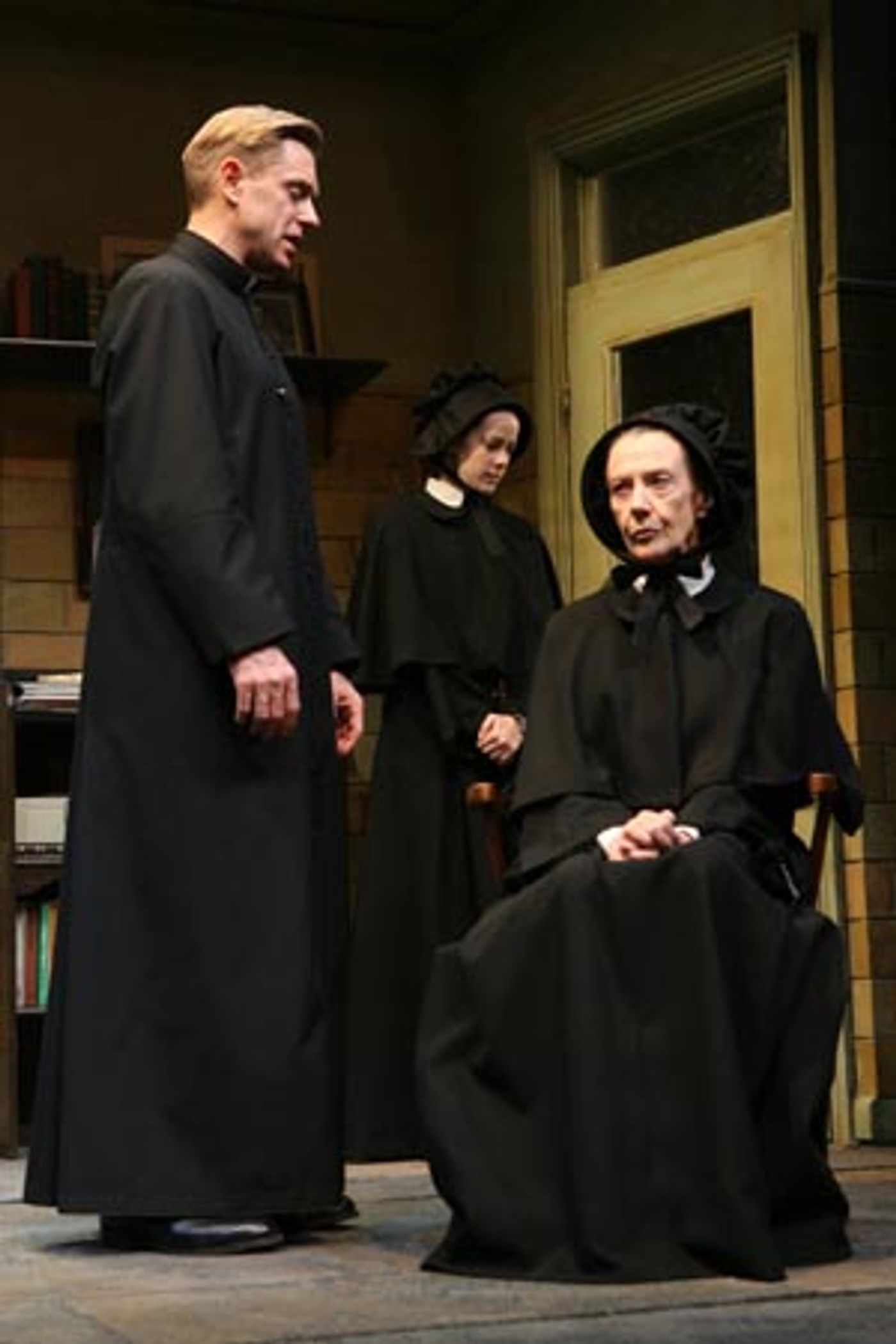 Photo Flash: Ron Eldard, Eileen Atkins and Jena Malone in Doubt  Image