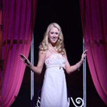 Bailey Hanks Makes Her Broadway Debut as Elle Woods Tonight in Legally Blonde