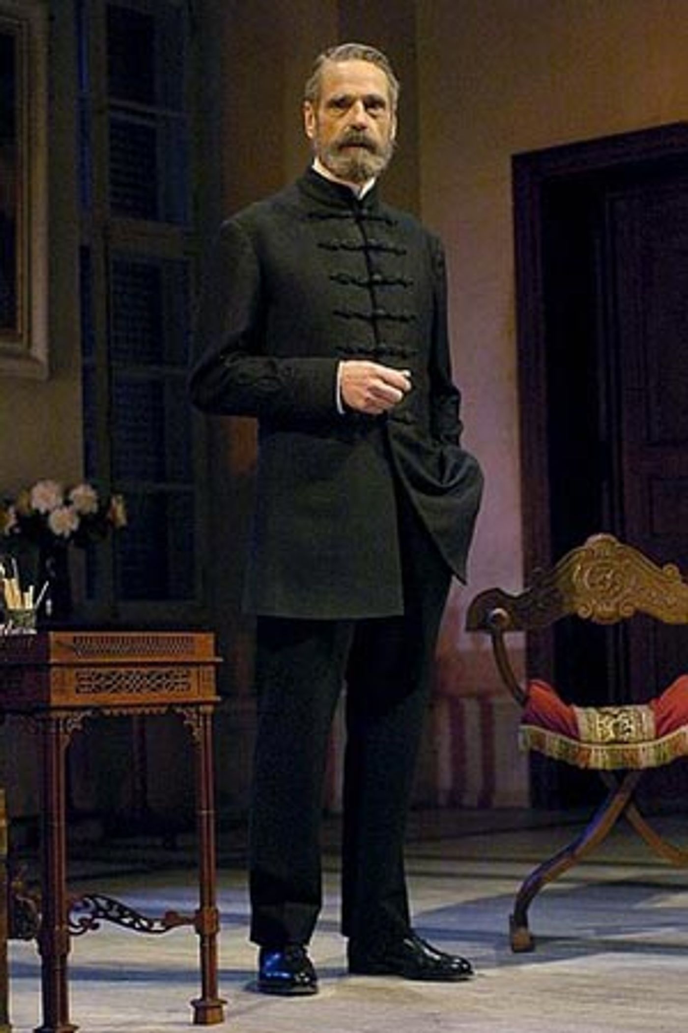 Photo Coverage: Jeremy Irons on the West End in Embers  Image