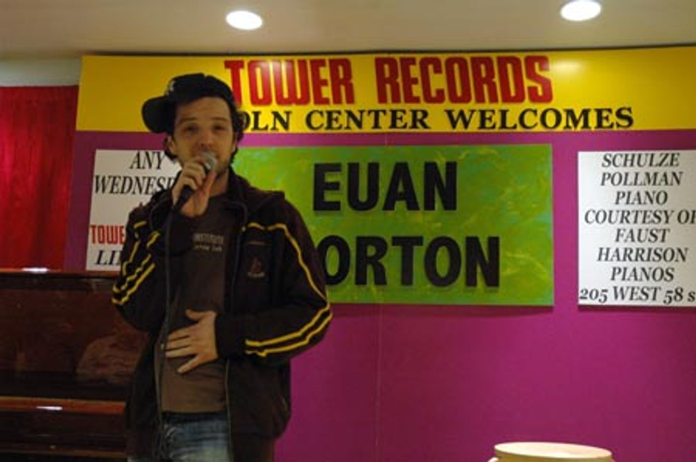 Photo Coverage: Euan Morton Performs at Tower Records  Image