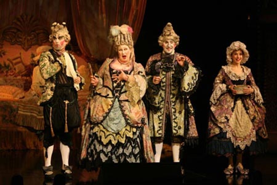 Photo Flash: The Phantom of the Opera Nears Record Performance Image