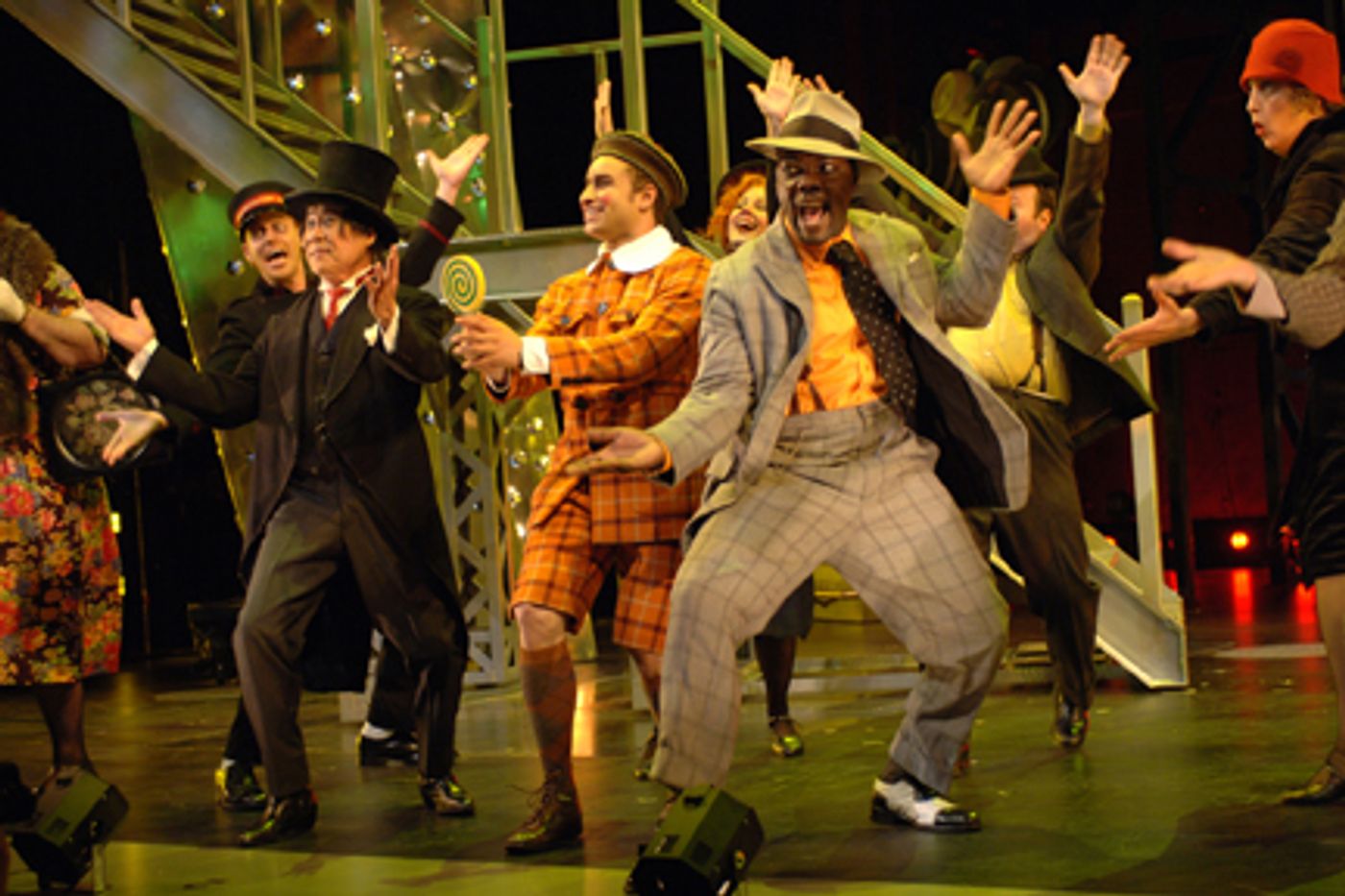 Photo Flash: Happy End Extends at ACT Image