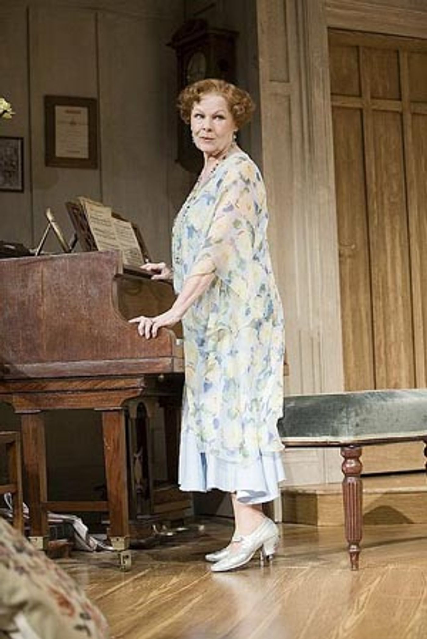 Photo Flash: Judi Dench Has Hay Fever in London  Image