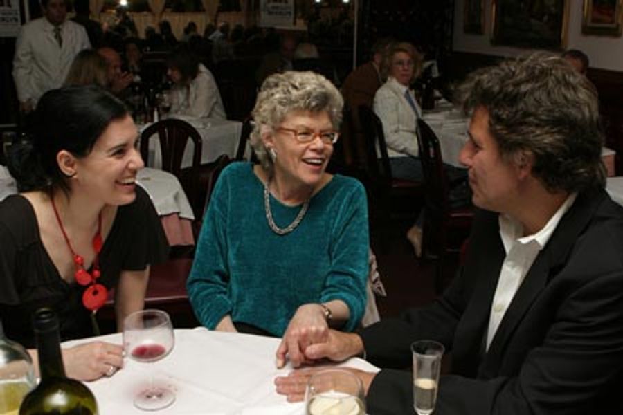 Photo Coverage: Opening Night of a Jew Grows in Brooklyn Image