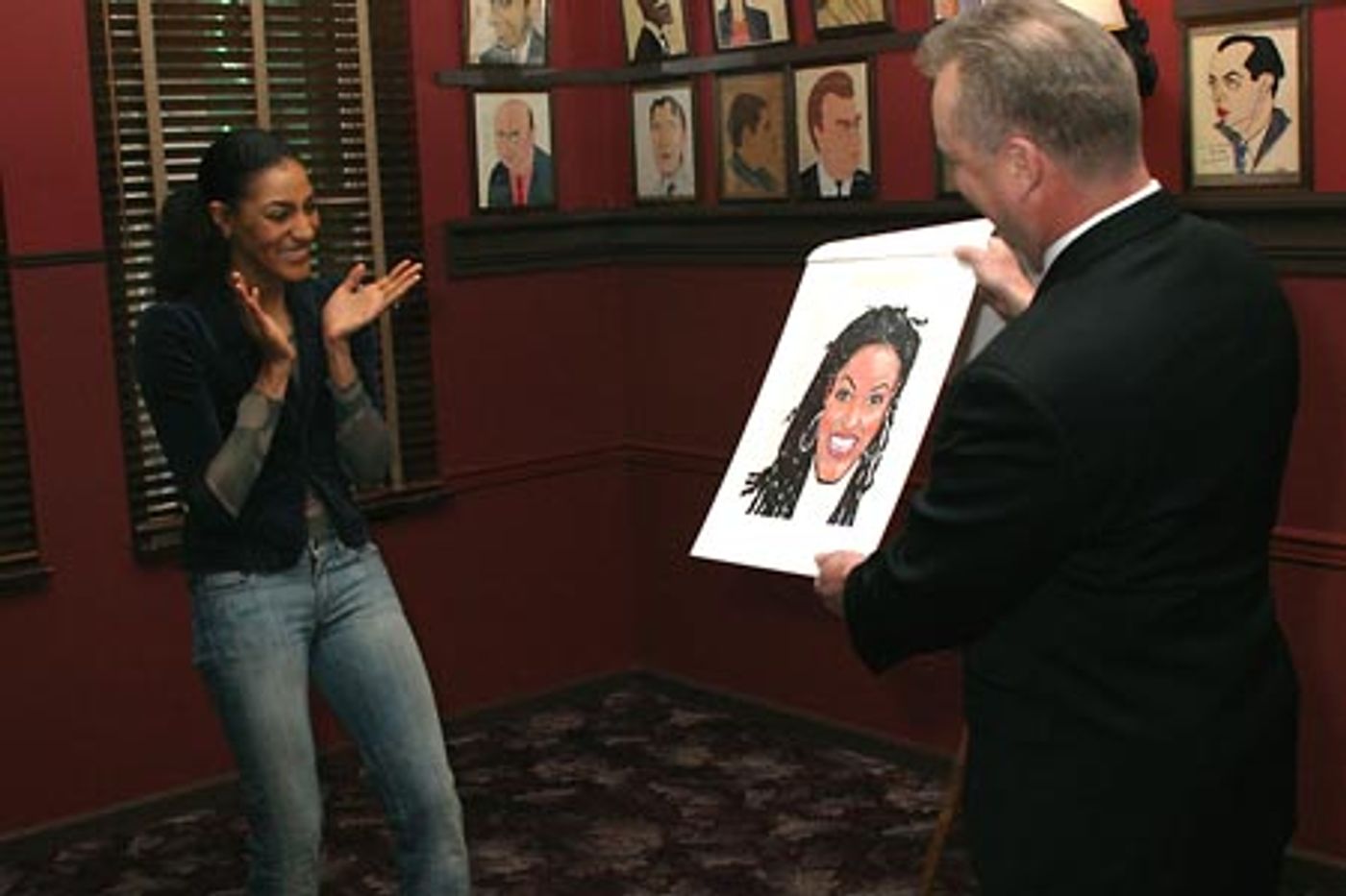 Photo Coverage: Sarah Jones Caricature Unveiled at Sardi's  Image