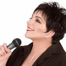 Lucky Fans Get to See LIZA Try Out New Material on the Road