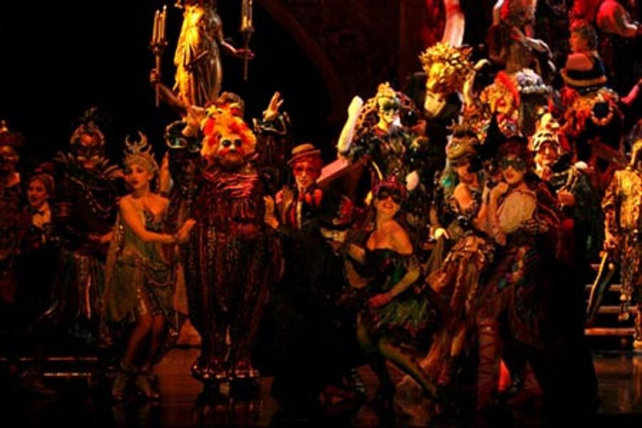 Photo Flash: The Phantom of the Opera Nears Record Performance Image