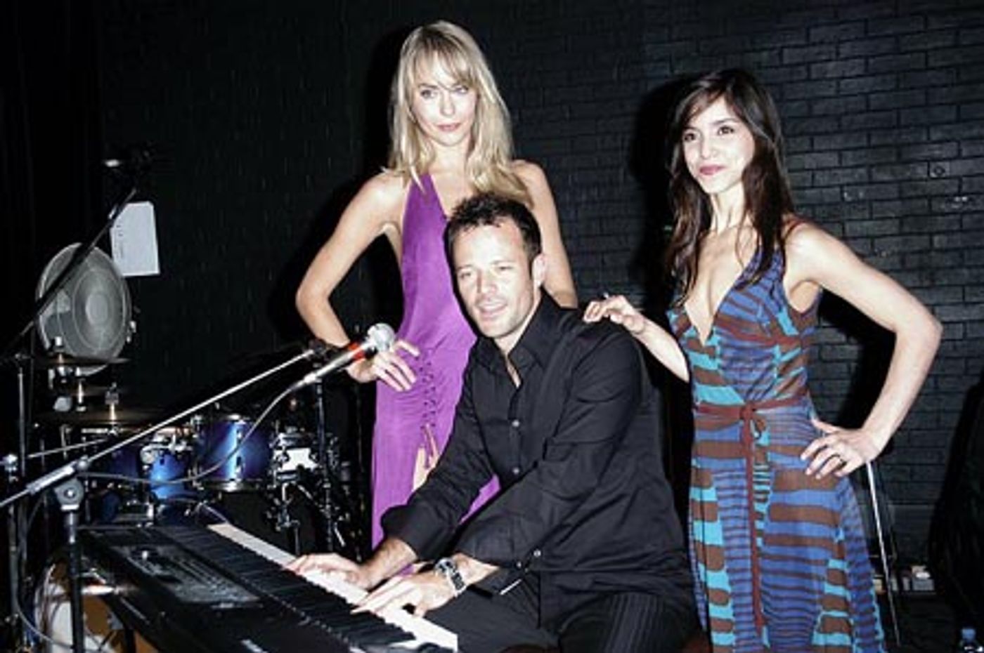 Photo Flash: London Movin' Out Opening Night Party  Image