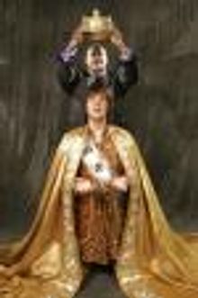 Photo Preview: Pippin at Seattle's 5th Avenue Theatre