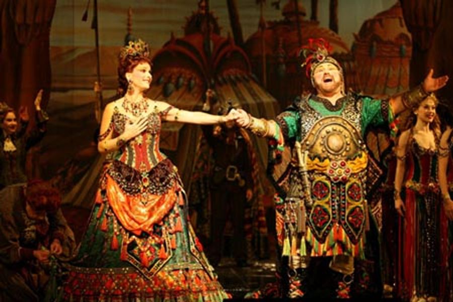 Photo Flash: The Phantom of the Opera Nears Record Performance Image