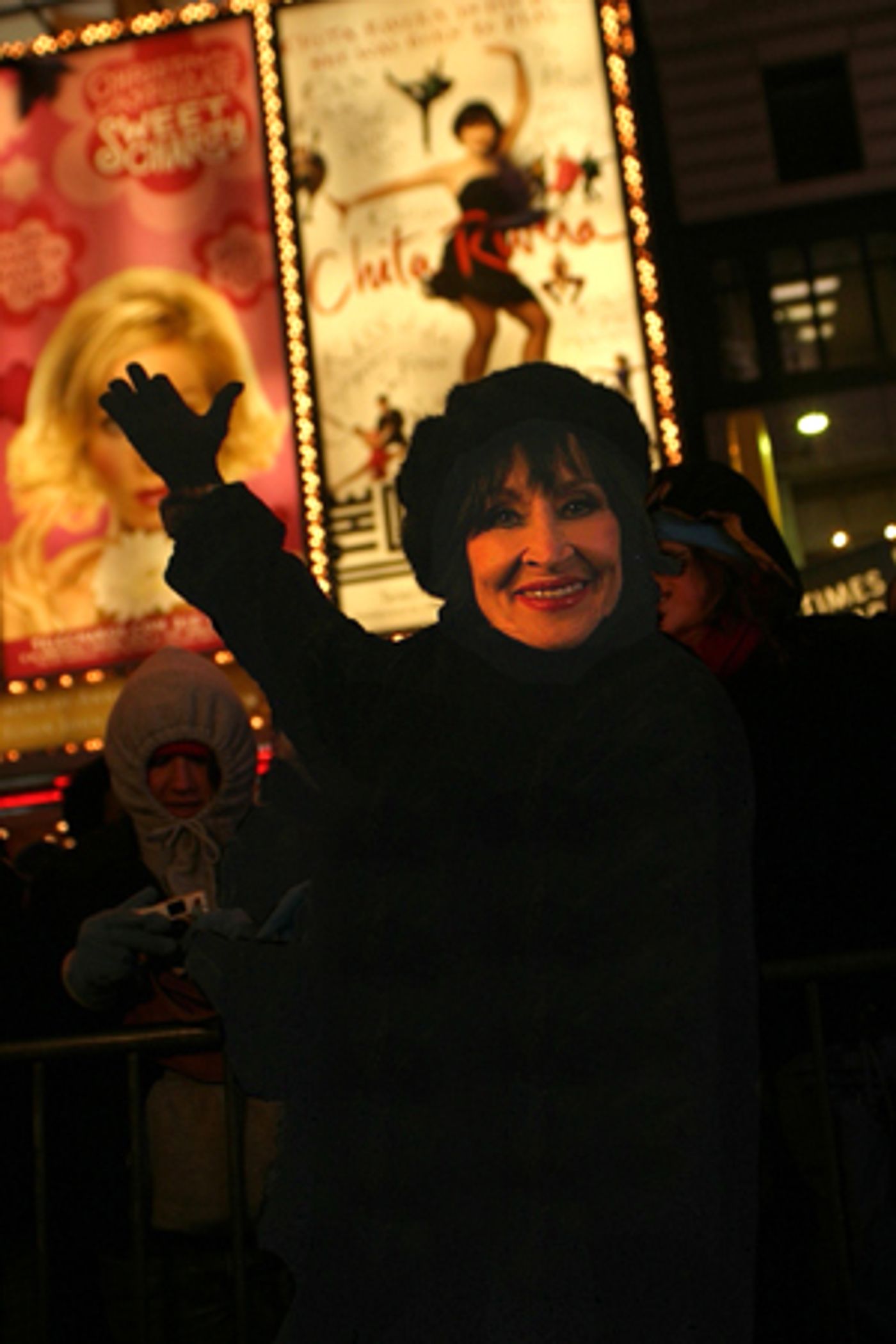 Photo Coverage: Chita Rivera and David Hyde Pierce Light the Broadway Holiday Tree  Image