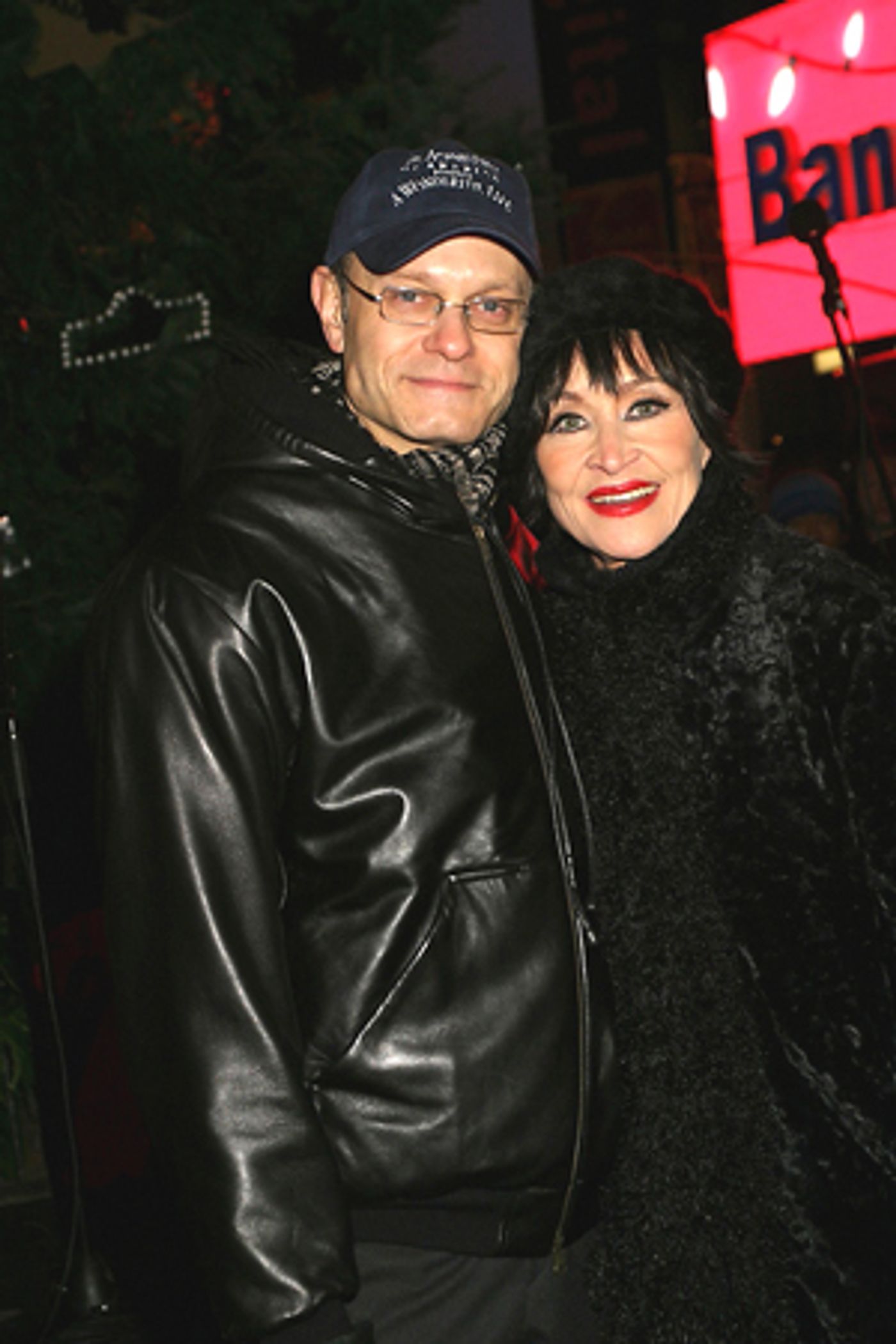Photo Coverage: Chita Rivera and David Hyde Pierce Light the Broadway Holiday Tree  Image