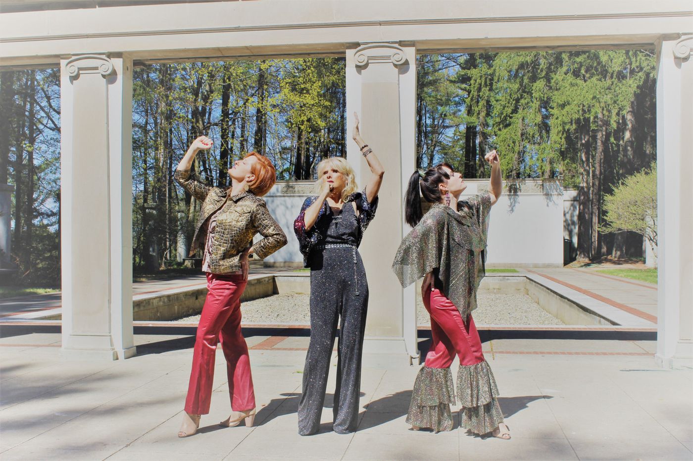 Review: MAMMA MIA! at St. Dunstan's Will Have You Dancing In Your Seat!  Image