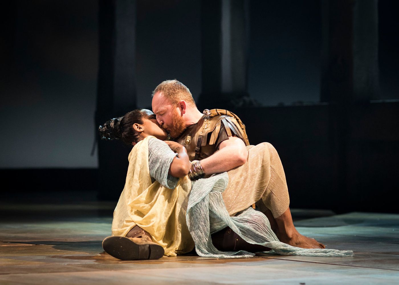 Review: ANTONY & CLEOPATRA, Barbican Theatre  Image
