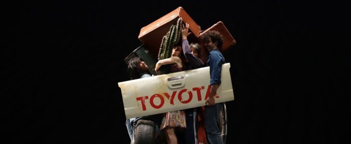 Review: LA BALLATA DI JOHNNY E GILL at Théâtre Des Capucins Review: LA BALLATA DI JOHNNY E GILL at Théâtre Des Capucins Image