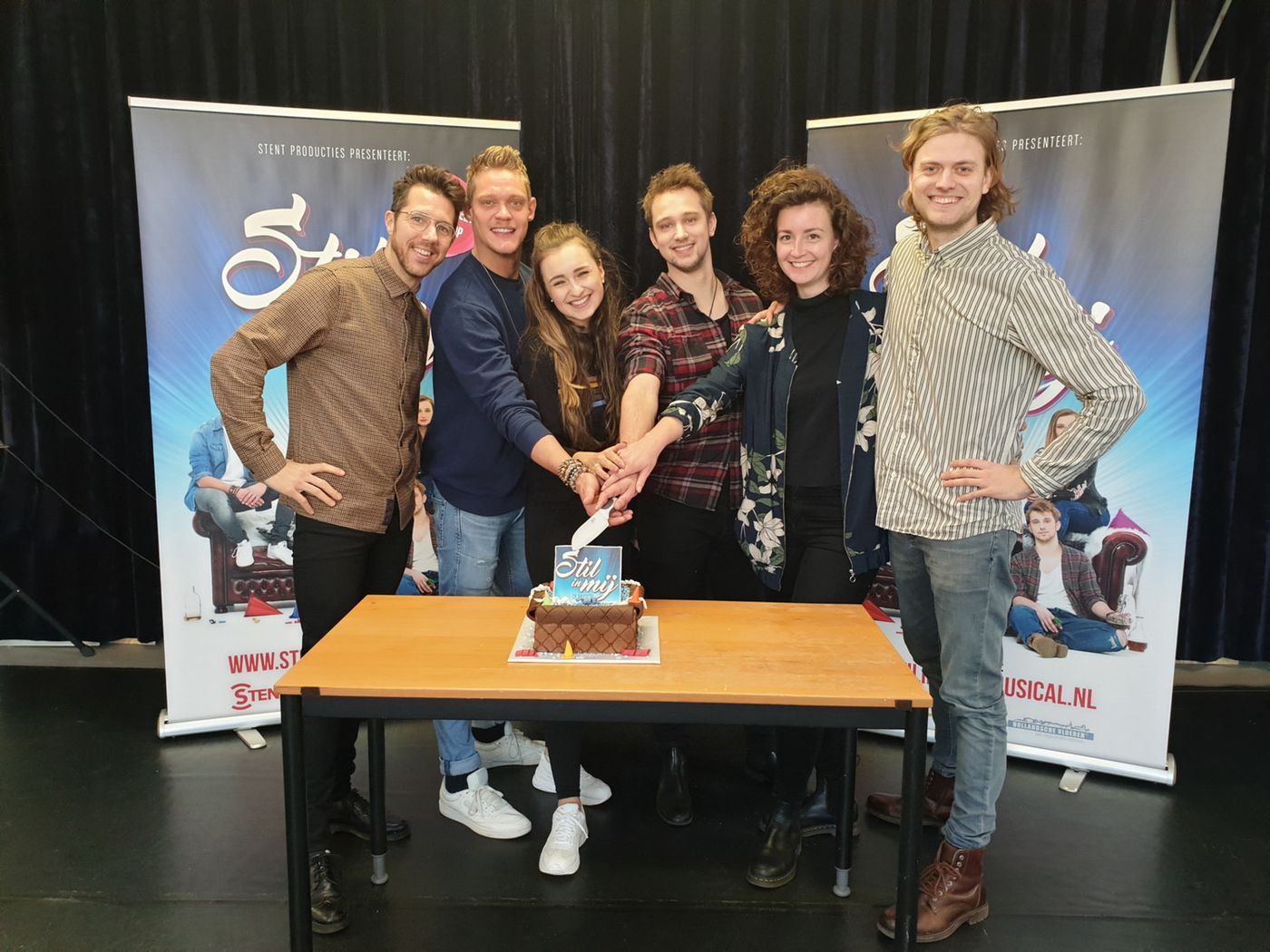 Feature: STIL IN MIJ at Amsterdam: Repetities gestart! Feature: STIL IN MIJ at Amsterdam: Repetities gestart! Image