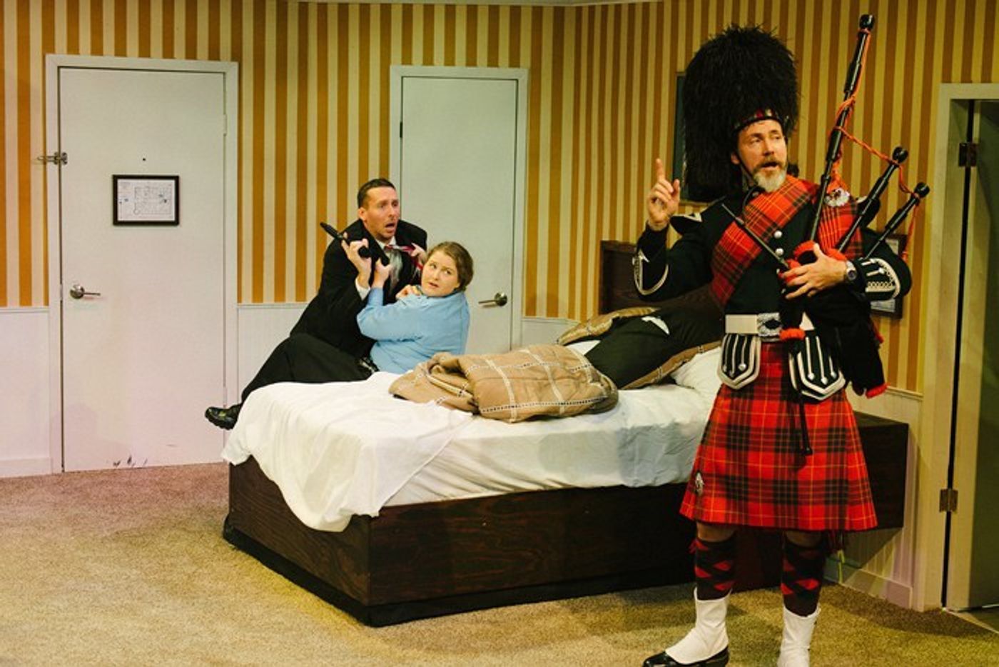 Review: UNNECESSARY FARCE is a Riot at The Keegan Theatre  Image