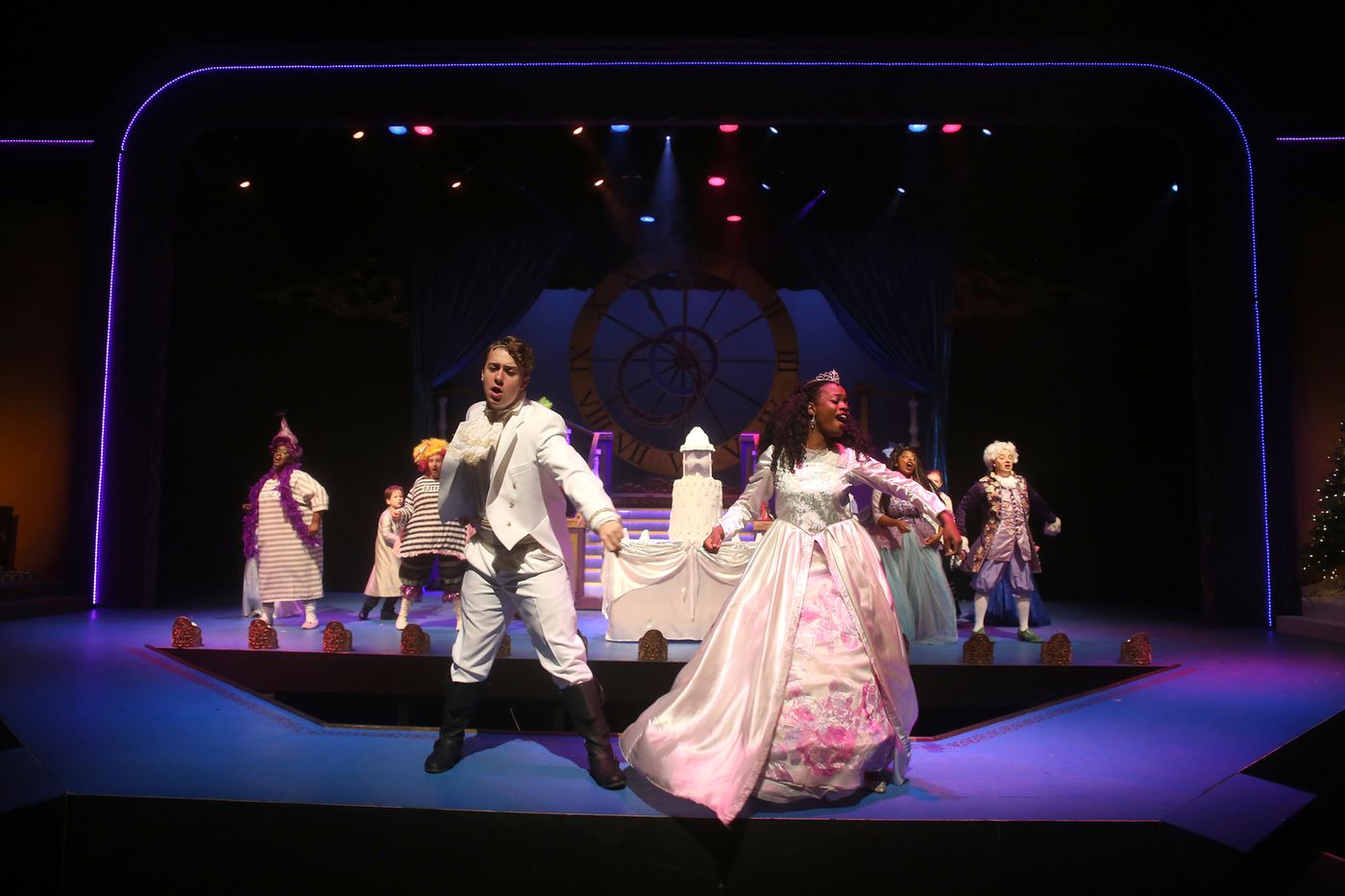 Review: CINDERELLA: AN OUTRAGEOUS FAIRY TALE at Birmingham Children's Theatre is Pure Magic  Image