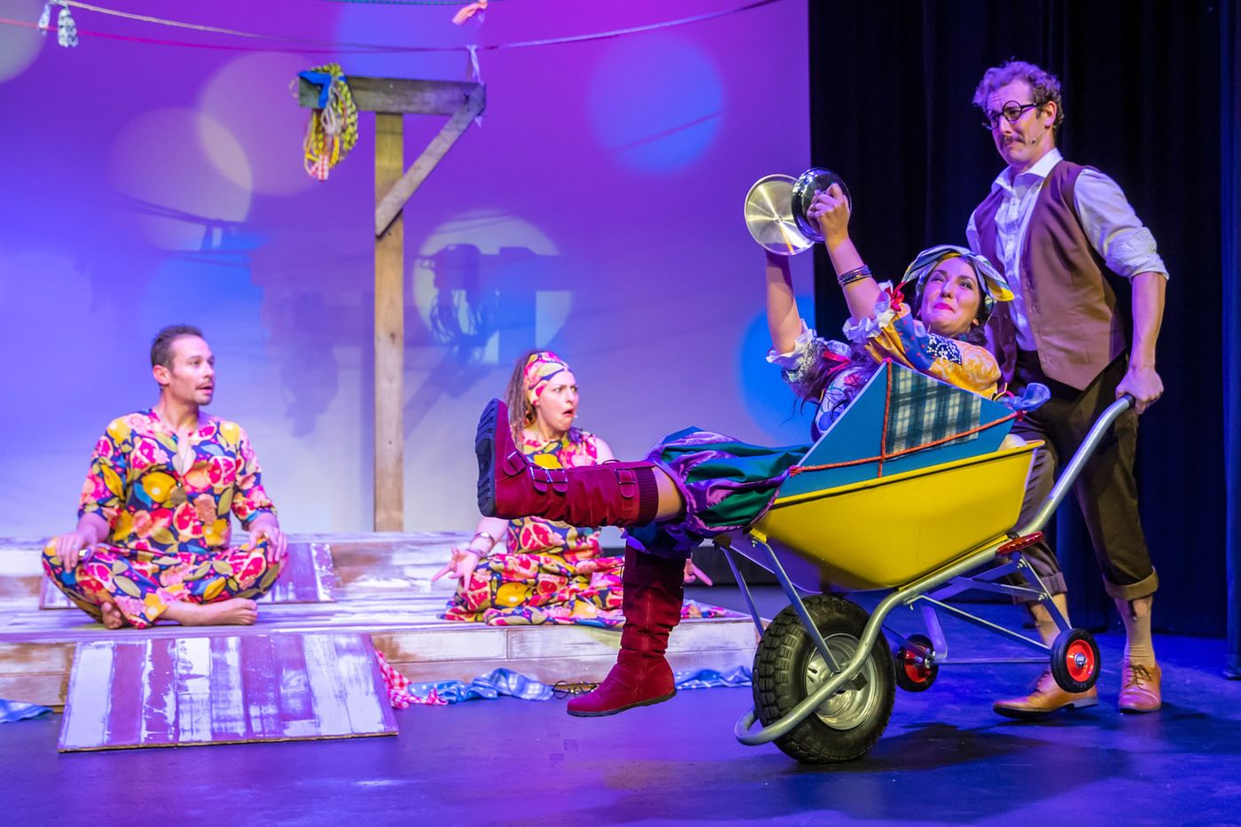 Review: THE MAN WHOSE MOTHER WAS A PIRATE at Pumphouse Theatre Takapuna  Image