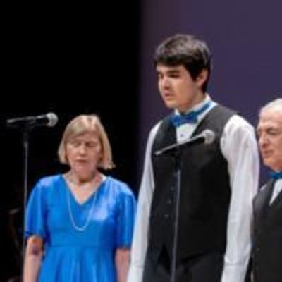 Photo Flash: Blind and Visually Impaired Students Bring THE RHYTHM OF LIFE to The Metropolitan Museum Of Art