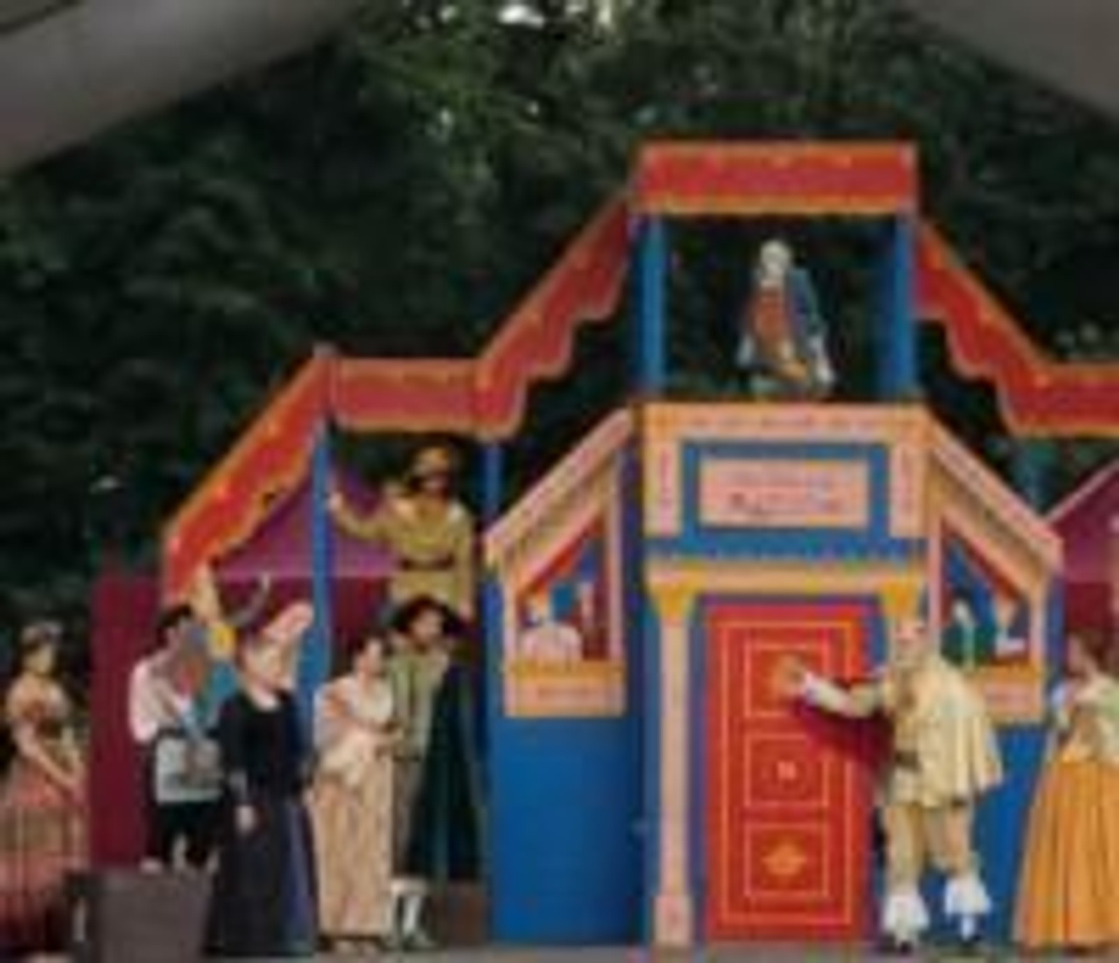 Photo Flash: Hip To Hip Theatre Company Enters Final Week Of 2018 Season