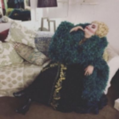 Photo Flash: WICKED Takes a Repose on a Two Show Day and More Saturday Intermission Pics!