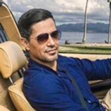 Jay Hernandez is the new MAGNUM PI
