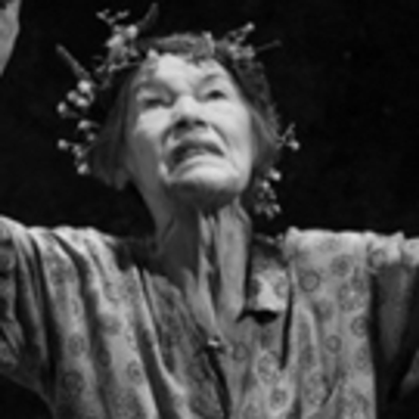 Wake Up With BWW 5/13: Outer Critics Circle Award Winners Announced, and More!  Image