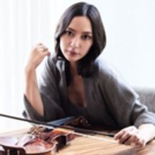 World-renowned Violinist Lucia Micarelli Plays The Lincoln
