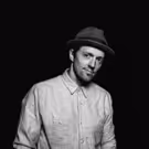 Jason Mraz Performs 'Let's See What The Night Can Do' On Parade.com Ahead of His…