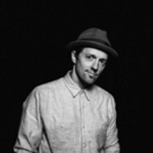 Jason Mraz Performs 'Let's See What The Night Can Do' On Parade.com Ahead of His…