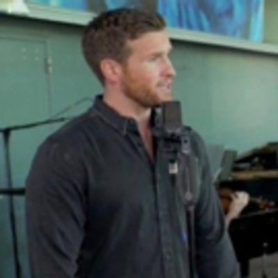 VIDEO: Claybourne Elder and Steffanie Leigh Sing 'Happiness' From PASSION at Signature Theatre
