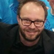 Dr Jonathon Welch AM Will Direct Play It Forward's New Brisbane Branch Of MEN ALOUD!