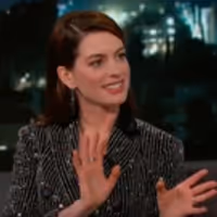 VIDEO: Anne Hathaway Tells Kimmel About Her Theatre Roots at the Paper Mill Playhouse Video
