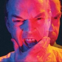 BWW REVIEW: Bertolt Brecht's THE RESISTIBLE RISE OF ARTURO UI Is Given A Captivating 