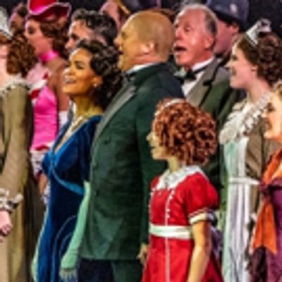 Photo Flash: Christopher Sieber, Jennifer Simard, and More Star in ANNIE at The Muny